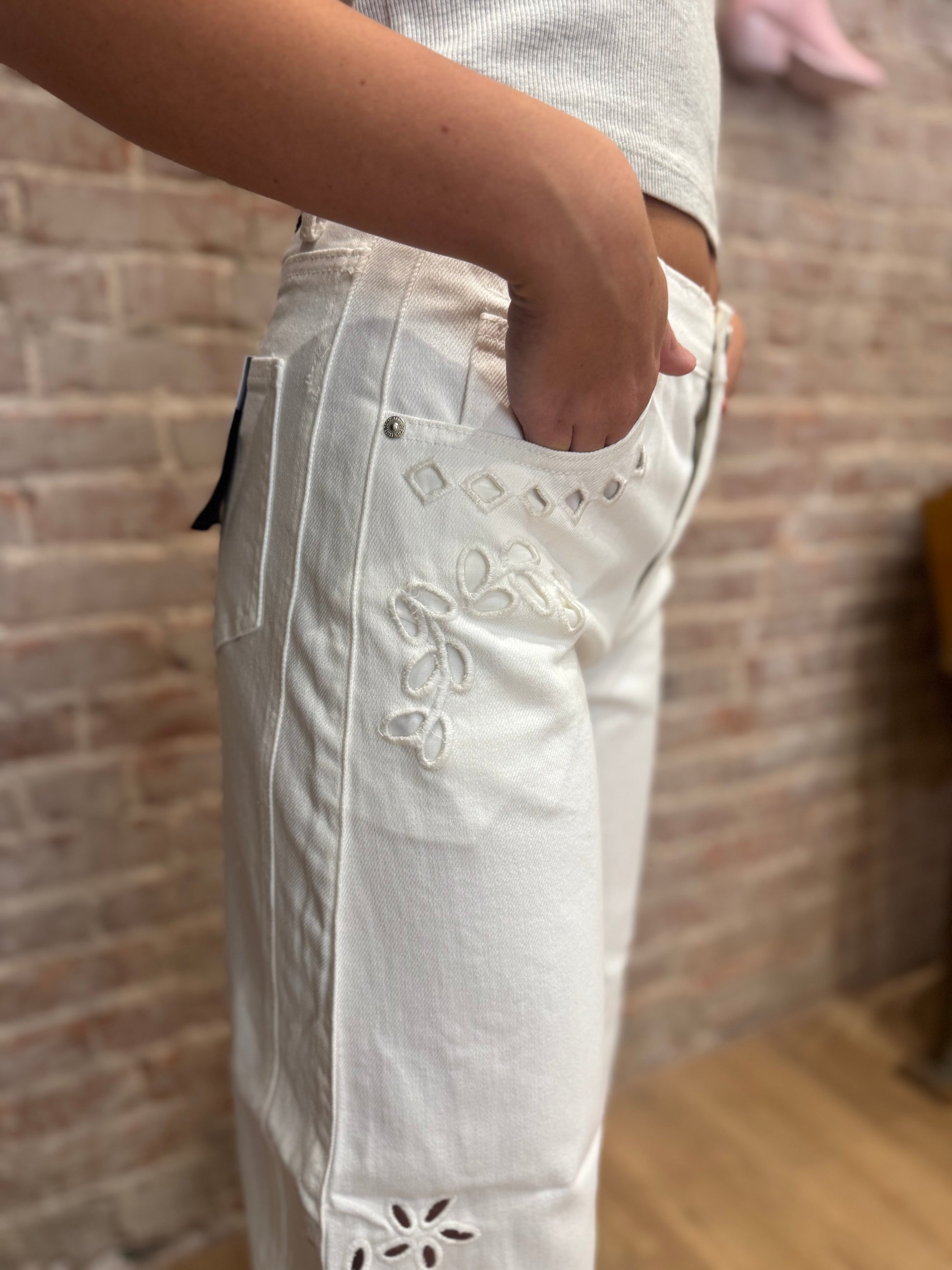 Marfa Eyelet Barrel Jean