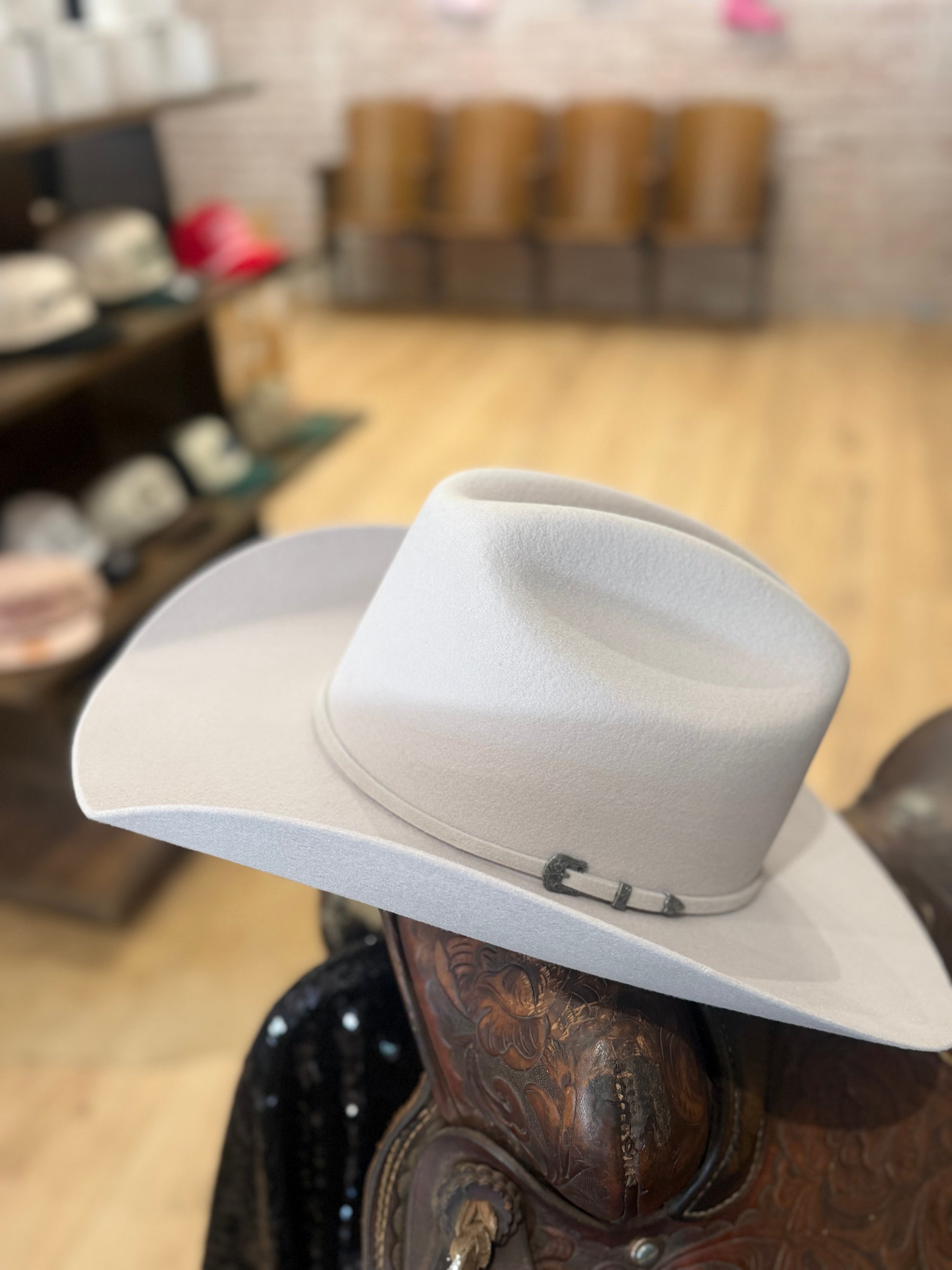 Twister 100% Wool Silverbelly Pre-Shaped Cattleman Hat