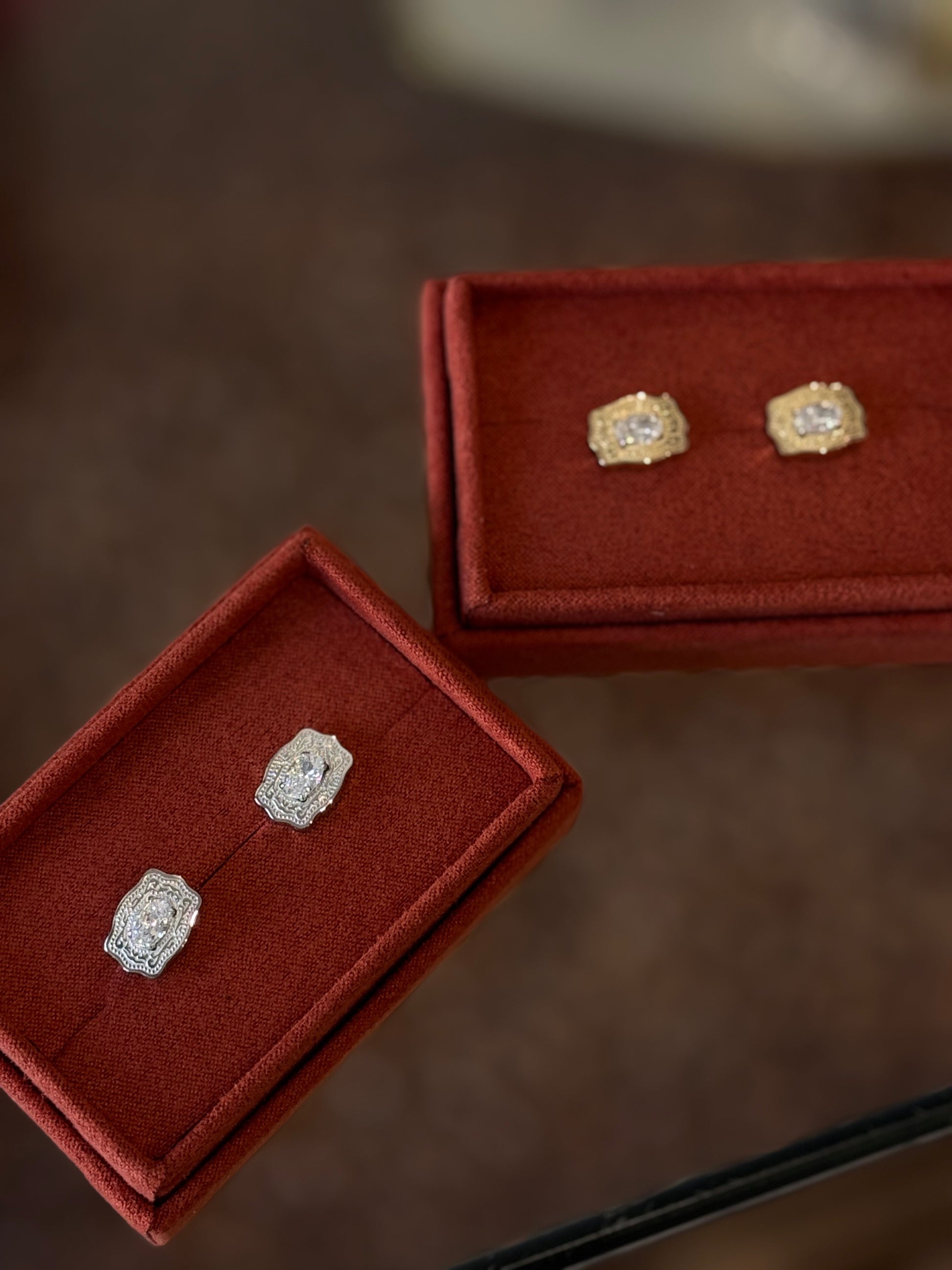 Ultra Mini Buckle Earrings Gold