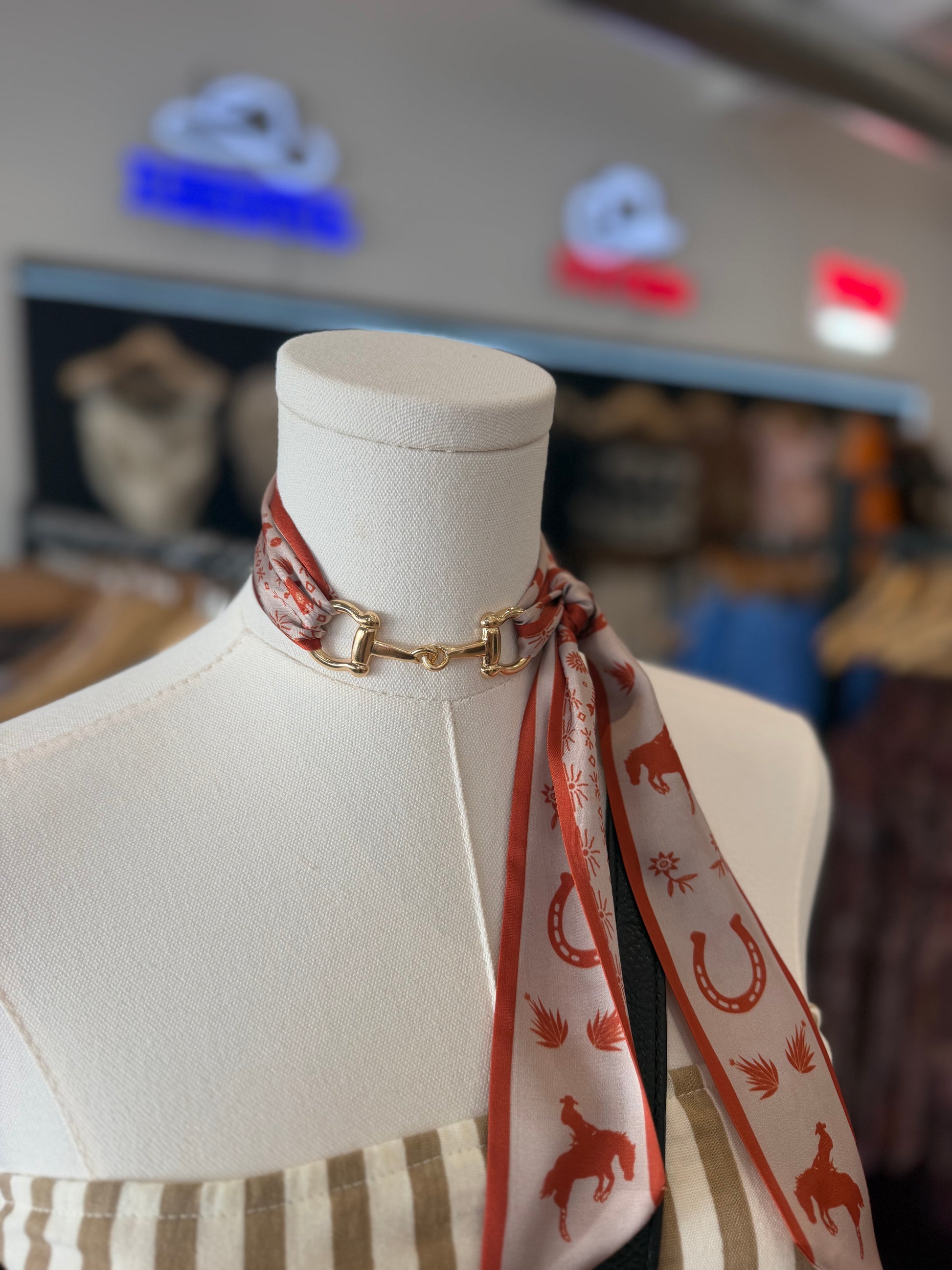 Snaffle Bit Scarf Buckle