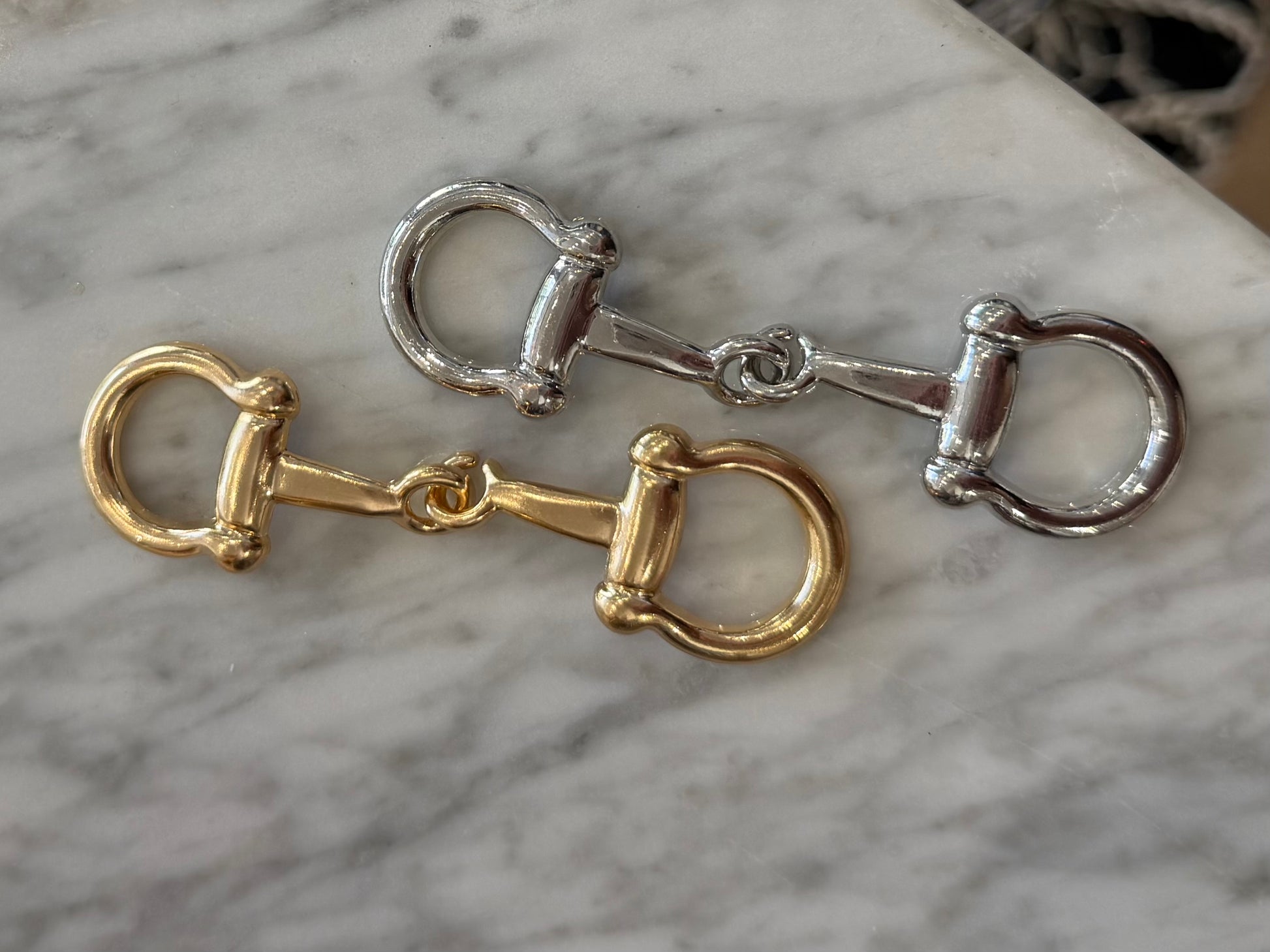 Snaffle Bit Scarf Buckle