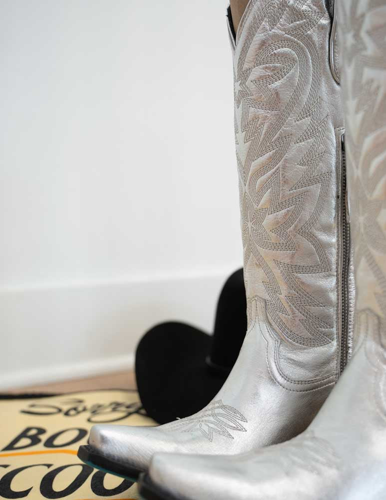 Smokeshow Boot - Silver Trail