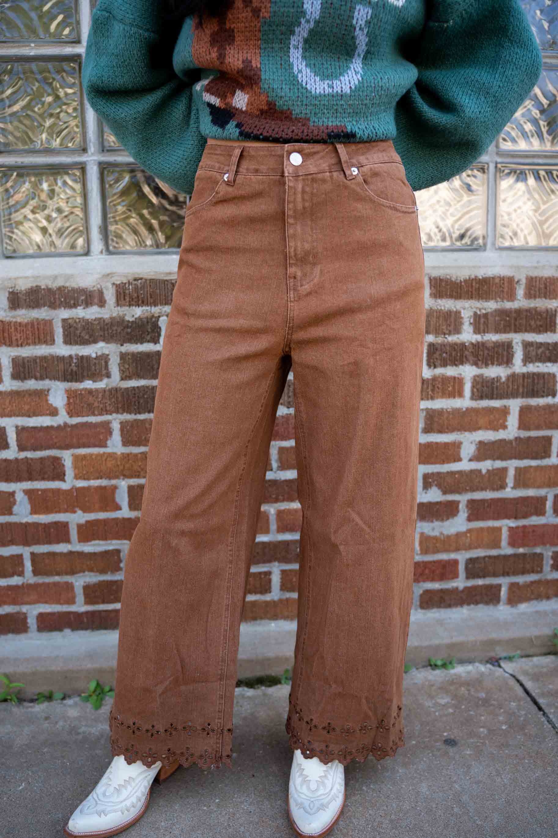 Country Eyelet Jeans