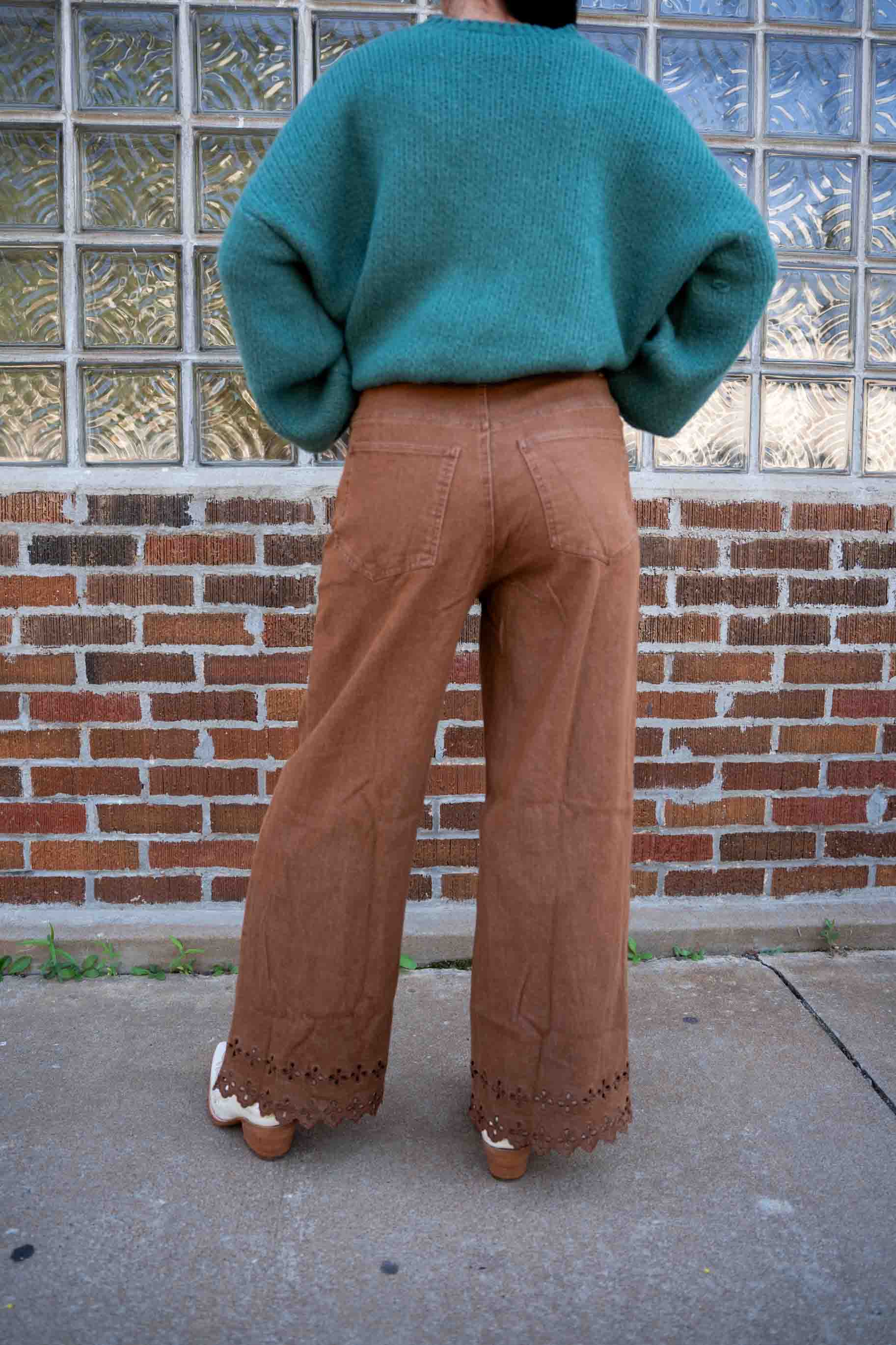 Country Eyelet Jeans