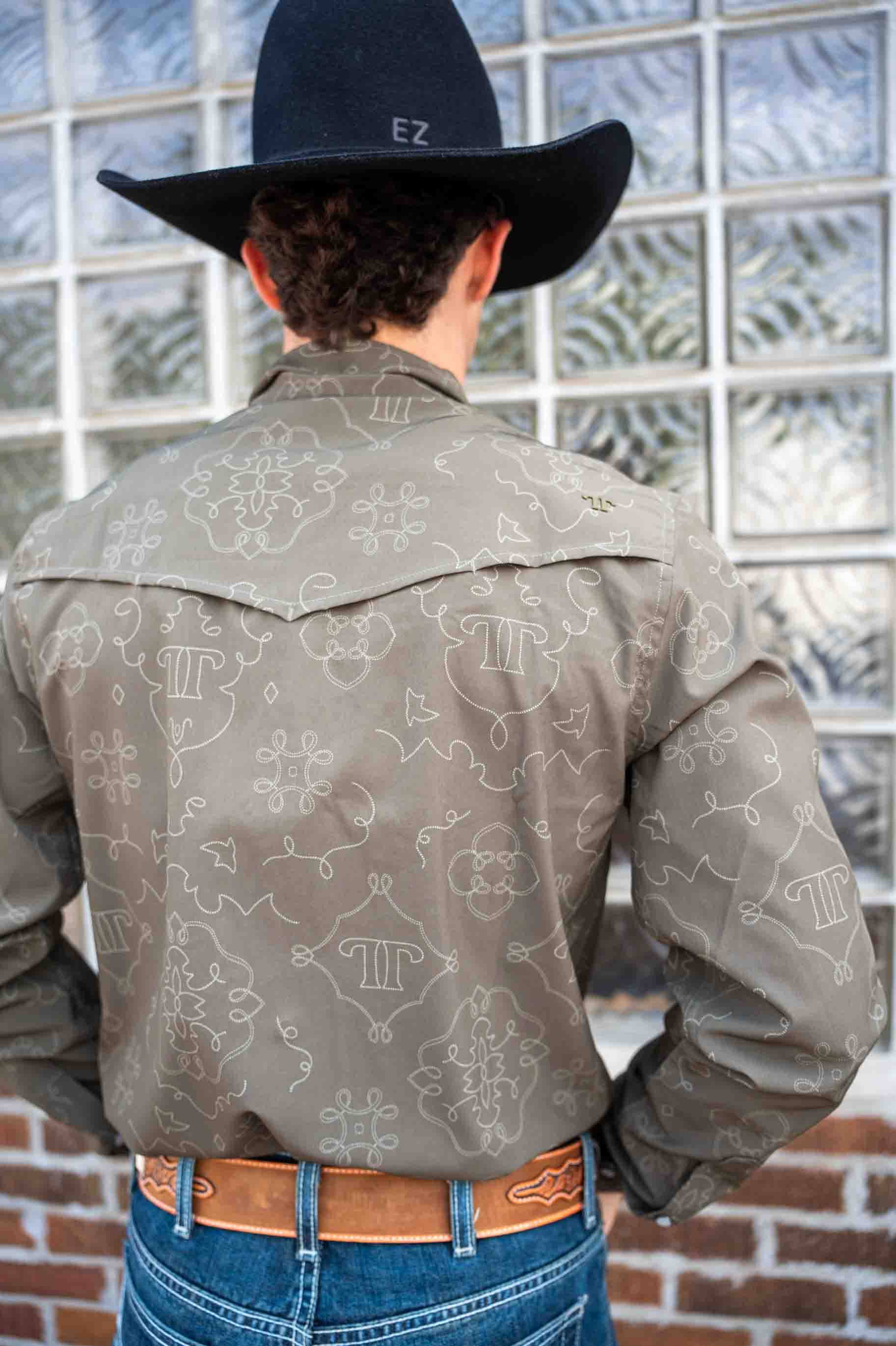 The Carson In Green - Long Sleeve Snap Shirt